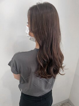 シェノン 西梅田(CHAINON) グレーベージュ/レイヤーロング/黒髪/前髪パーマ