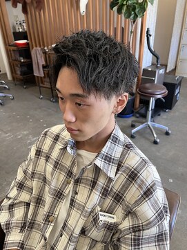 ヘアラボ シロ(Hair lab.Shiro) ツイストパーマで作るスパイキーショート