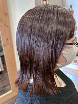 フランジェッタヘアー(Frangetta hair) ミディアムボブは