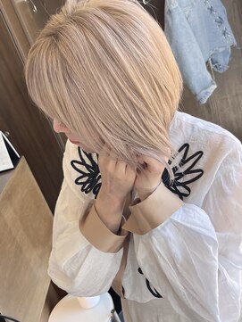 ハーティー 美容室(HEARTY) ホワイトベージュボブ