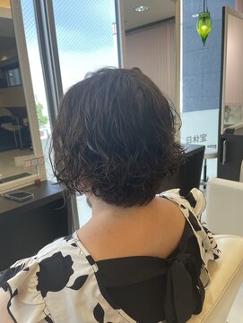 エムタニグチブランシェ(M.TANIGUCHI Branche') 前下がりボブパーマスタイル