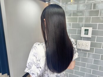 ハウス 表参道(HUIS)の写真/自分の髪を"もっと"好きになる。綺麗だけでなく乾かすだけでまとまる、思わず触れたくなる艶髪へ[髪質改善]