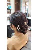 ロビン(Robin)&nbsp;シニヨン