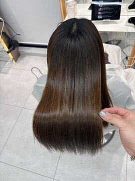 ロンドメリア 天神大名店(Lond Melia) 柔らか縮毛矯正/髪質改善/レイヤーカット/韓国