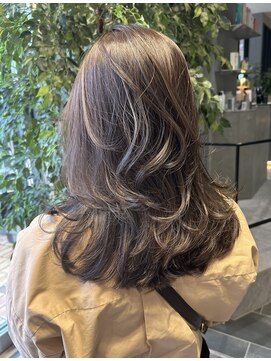 ページ(page) レイヤースタイル 20代30代40代グレージュ大人かわいい