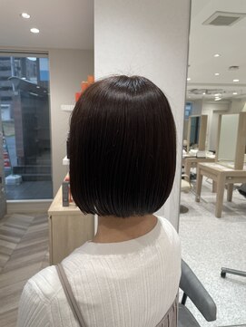 アッシュ 宮前平店(Ash) 首元スッキリボブ