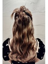 サンジュウナナドシー 大宮東口店(37.0℃)&nbsp;韓国系ゆる巻きカチモリハーフアップ