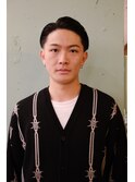 大人ストリートメンズテーパーフェードバーバースタイル