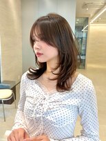 パルス ヨコハマ(PULSE yokohama)&nbsp;韓国ハッシュカットミディアムレイヤーカット外ハネくびれヘア