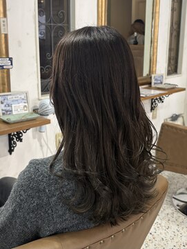 サンバイセライロ 千葉(SAN. by celilo) カール/セミディ/シアーカラー/姫カット/千葉駅