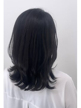 ラポーザヘア(La Pausa Hair) 鎖骨ミディアムレイヤー