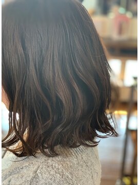 ピースリーヘア バイ カーサ(peathree.hair by CASA) 暗髪×素材美ベージュ