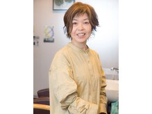 グリーンヘアサロン(Green hair salon)