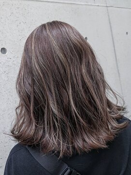 ヘンリエッタ 自由ヶ丘(Henrietta) ショコラブラウン×バレイヤージュ