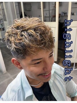 ウーロス(uros.) men'shighlight