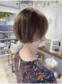 透明感ショートボブ　束感　担当　佃
