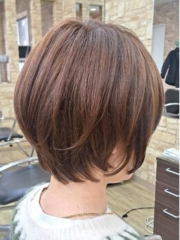 美容室レゴ(REGO)の写真/数ミリで雰囲気が変わるショートカット。だからこそ骨格や顔のパーツに合わせた最適な似合わせスタイルに＊