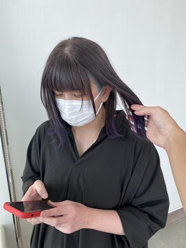 カッツ 駅家店(CUT S) ラベンダーと水色