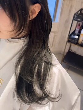 フェニーチェ オン ザ ビーチ(FENICE on the beach) オリーブ系カラー