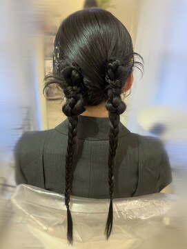 ヘアメイクアンドセットサロン リッコ(Hair make&set salon Ricco) タイトカチモリツイン