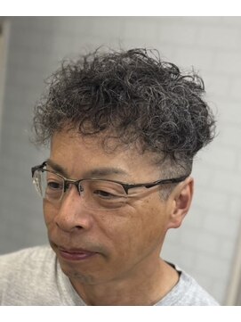 ピシャッとニ代目銀二郎 ツイストパーマ