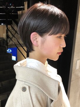 スク(SUKU) 丸みショート×ブラウンカラー