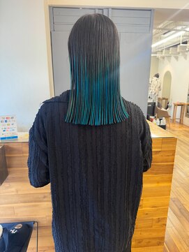 シロ(siro) 切りっぱなしミディアム　ルーツカラー