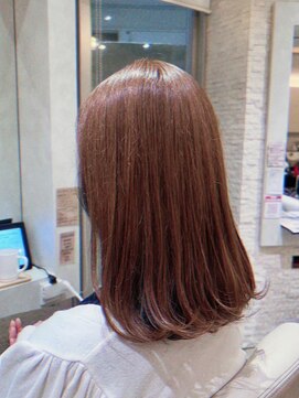 ヴィサージュプラス(VISAGE plus) ミディアムボブ