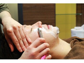 メンズオンリーサロン ノードヘア(MEN'S ONLY SALON NO DO HAIR)の写真/顔を整える。それが、大人の身だしなみ。