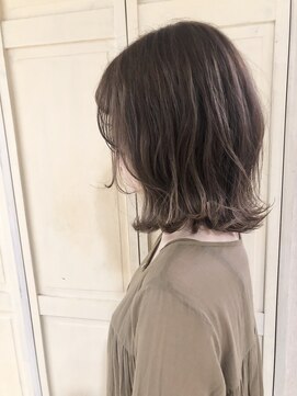 レイア(Leia) N.ベージュ