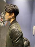 メンズのスリークショート　ツーブロック