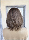 * ナチュラルに透ける、ハニーベージュハイライト