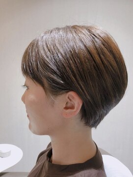 カミケンガレリア(kamiken. galleria) 大人かわいい丸みコンパクトショート【カミケンガレリア】