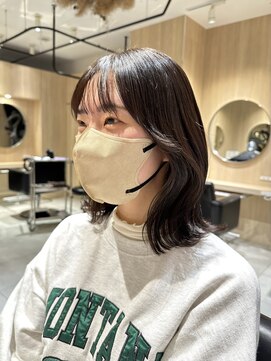 エイトヘアー(8 HAIR) くびれミディアム