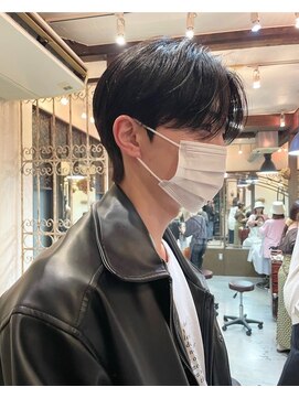 ベル 新宿(Belle) お客様ヘア】黒髪パーマ無しでもかっこいいシースルーマッシュ