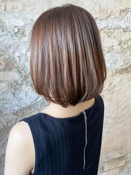 フロール 上大岡(Flor) 【Flor上大岡】*大人ワンカールボブ+ペールベージュ*