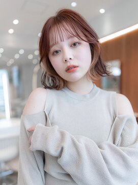 メゾンバイハバナ(maison by HAVANA) 20代30代大人かわいい斜めバンググレージュカラー小顔前髪ボブ