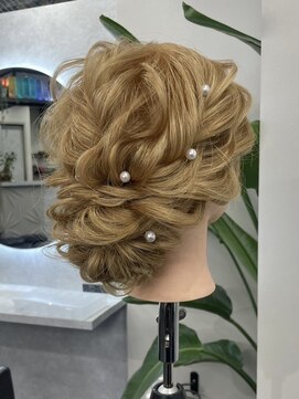 コアブラン 原宿 明治神宮前(CORE blanc) ヘアセット/パーティーセット/エンドカラー/ルーズアップ