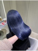 大人可愛いブルーカラー
