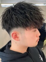 バース バイ ハピネス(BIRTH by happiness)&nbsp;奈良men'sフェードマッシュ縦落ちツイストスパイラルパーマ