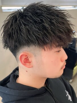 バース バイ ハピネス(BIRTH by happiness) 奈良men'sフェードマッシュ縦落ちツイストスパイラルパーマ