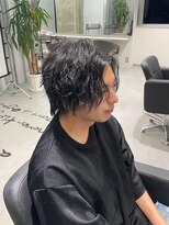 メンズサロン キング 梅田店(Men’s salon K!ng)&nbsp;波巻きツイストスパイラルパーマ/フェザーパーマ/眉毛/メンズ