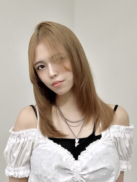 ロムーク 表参道(LOMKH) ミディアムレイヤーロングレイヤーカット顔周りブラウンベージュ