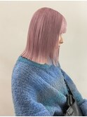 ミルクティーピンクアッシュカラータッセルボブ前下がりボブ