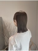 パッツンボブ/グレージュカラー