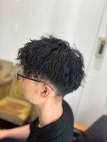 ヘアーワークス ボナ(HAIR WORKS bona.)&nbsp;大人の色気引き出す◎スパイラルパーマ×ツーブロック