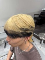 ワンズクロエ 原宿店(ONE's Chloe)&nbsp;メンズフェザーパーマサーフカール刈り上げセンターパート原宿駅