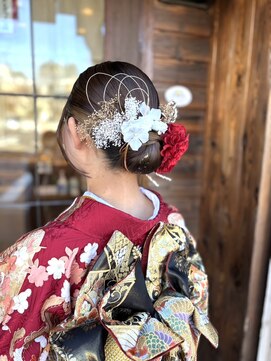 ヘアーサロン ポラリス(POLARIS) 成人式　ネープシニヨン