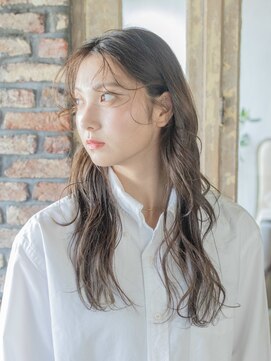 アマリス(Amaris) レイヤーロング20代/30代/40代/庭瀬