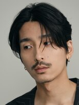 レタッチバイフィフス(RETOUCH by fifth)&nbsp;原宿センターパートニュアンスパーマツーブロックメンズパーマ 